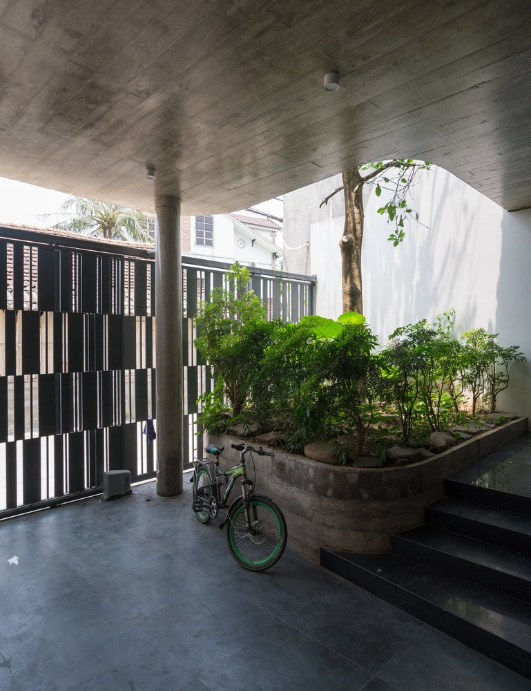 Ngất ngây với ngôi nhà mỗi tầng được thiết kế như một khu vườn xanh mướt