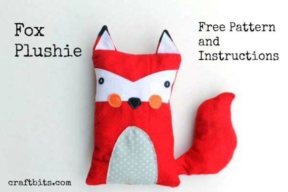 Mẹ khéo tay làm gối ôm hình cáo đỏ siêu đáng yêu tặng bé