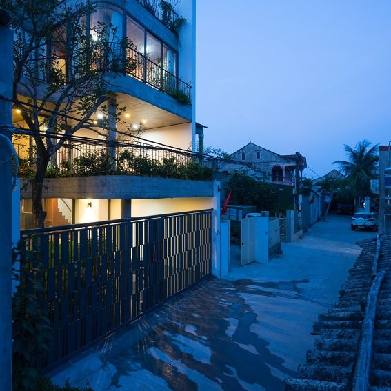 Ngất ngây với ngôi nhà mỗi tầng được thiết kế như một khu vườn xanh mướt