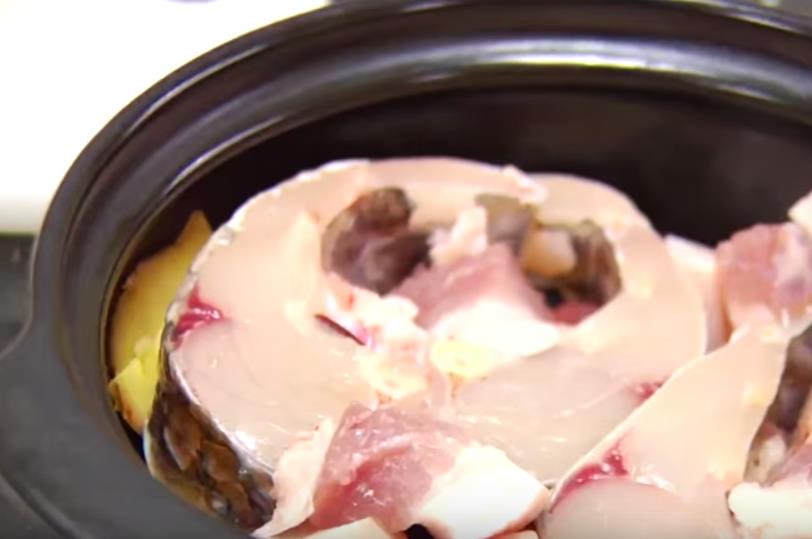 Cách làm cá trắm kho riềng 'chuẩn vị mẹ nấu' đậm đà khó quên