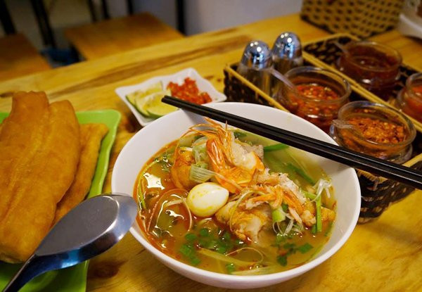 Vòng quanh Hà Nội thưởng thức những quán bánh canh ghẹ ngon đến nức lòng