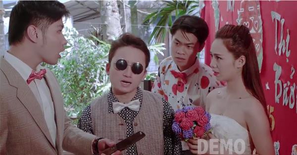 Cười nghiêng ngả với 1001 cách đi đám cưới người yêu cũ