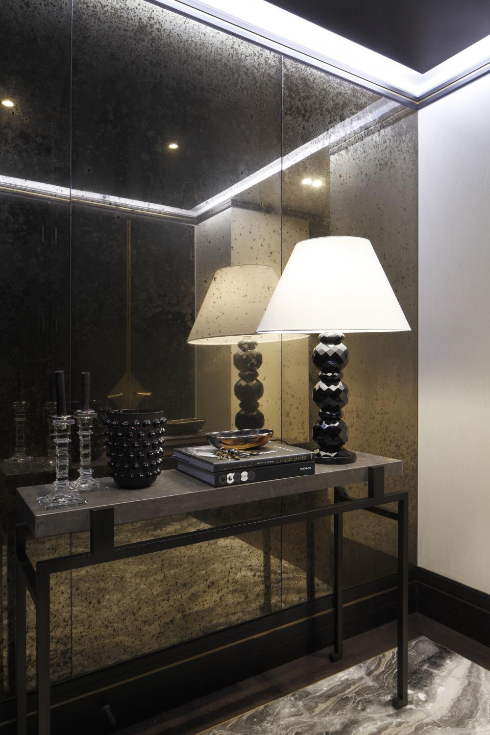 Giải pháp đột phá giúp mẫu cầu thang cũ rích trở nên hiện đại và phá cách hơn