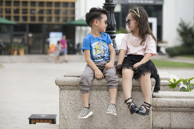 Xao xuyến con tim với bé mẫu nhí 5 tuổi xinh đẹp tựa thiên thần