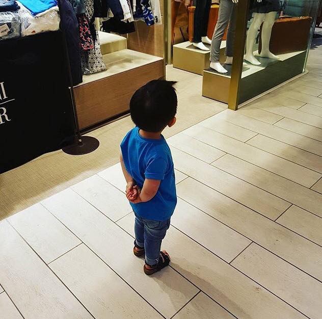 Rơi nước mắt bức thư mẹ gửi con trai: 'Đó là lần đầu tiên mẹ đánh con đau đến thế'