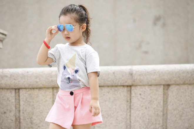 Xao xuyến con tim với bé mẫu nhí 5 tuổi xinh đẹp tựa thiên thần