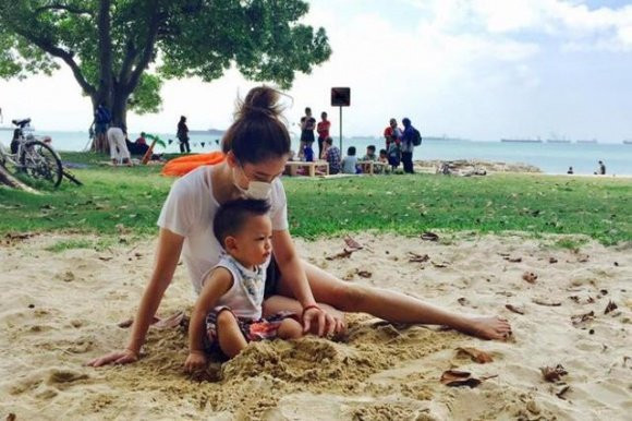 Điểm danh những 'đám cưới thế kỷ' gây 'sốt' của làng giải trí Hoa ngữ