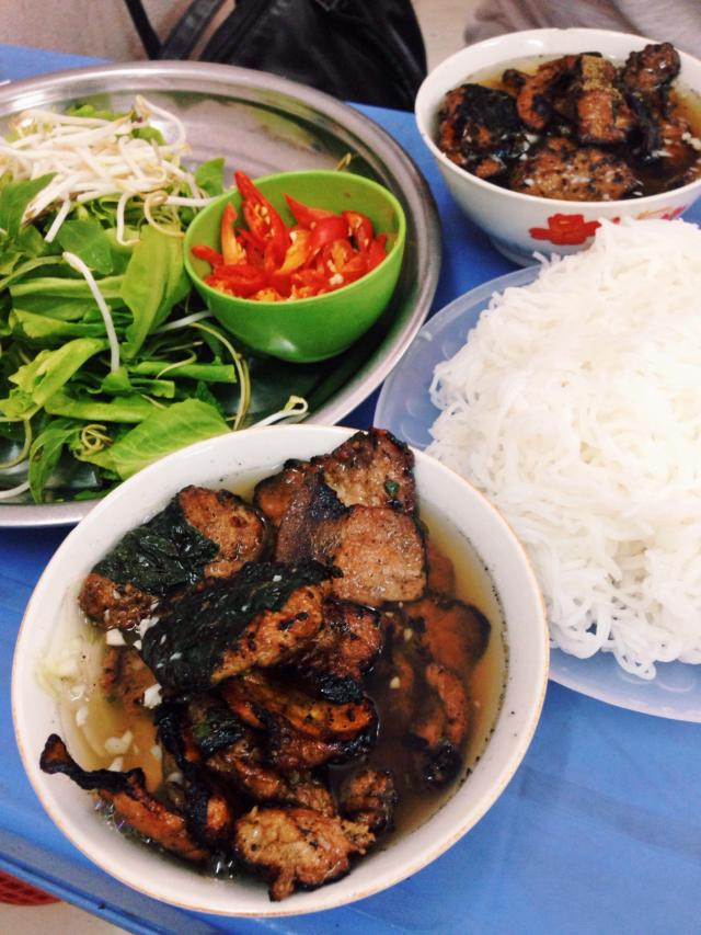 Những quán bún chả nức tiếng ở Hà Nội 'chỉ nghe thôi đã thấy thèm'