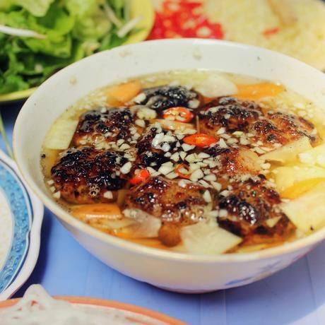 Những quán bún chả nức tiếng ở Hà Nội 'chỉ nghe thôi đã thấy thèm'