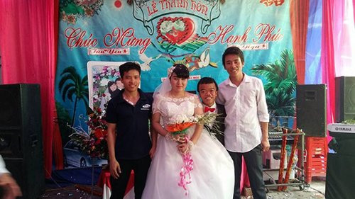 Điểm mặt những đám cưới 'lệch pha' khiến ai nấy đều xúc động vì tình yêu chân thành