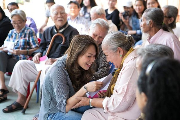 Không cần 'câu like', Mỹ Tâm vẫn khiến hàng nghìn người hâm mộ vì tấm lòng đẹp