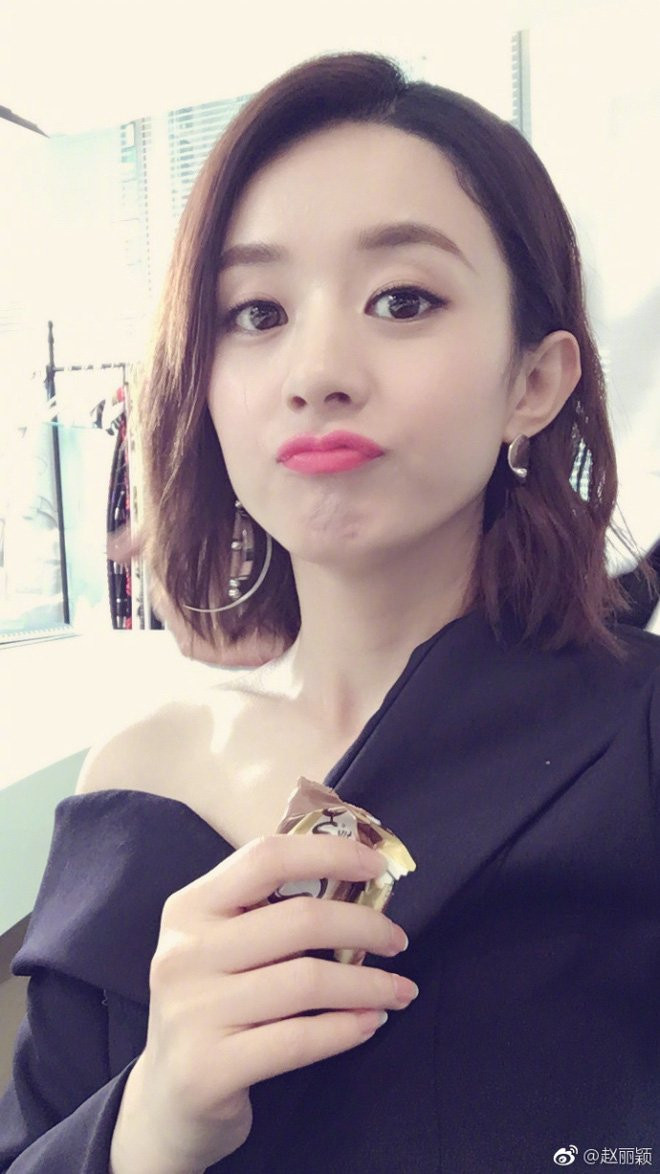 Xu hướng tóc ngắn 'đổ bộ' làng giải trí Hoa ngữ khiến các sao nữ mê đắm