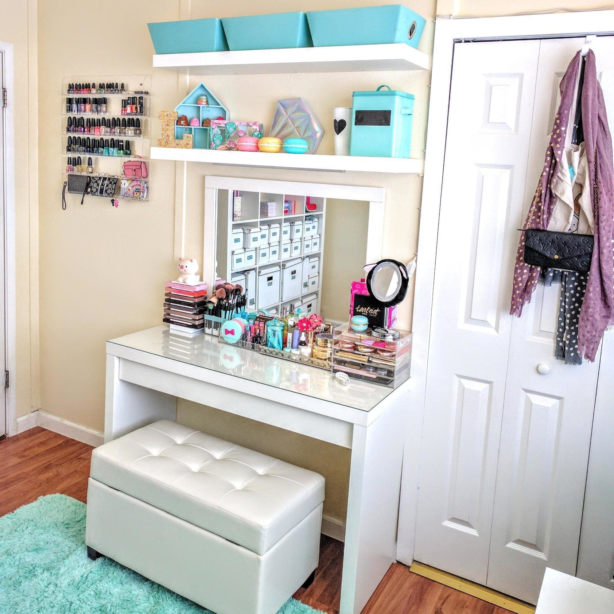 Những mẫu bàn trang điểm sẽ khiến bạn 'ngất xỉu' vì quá đẹp