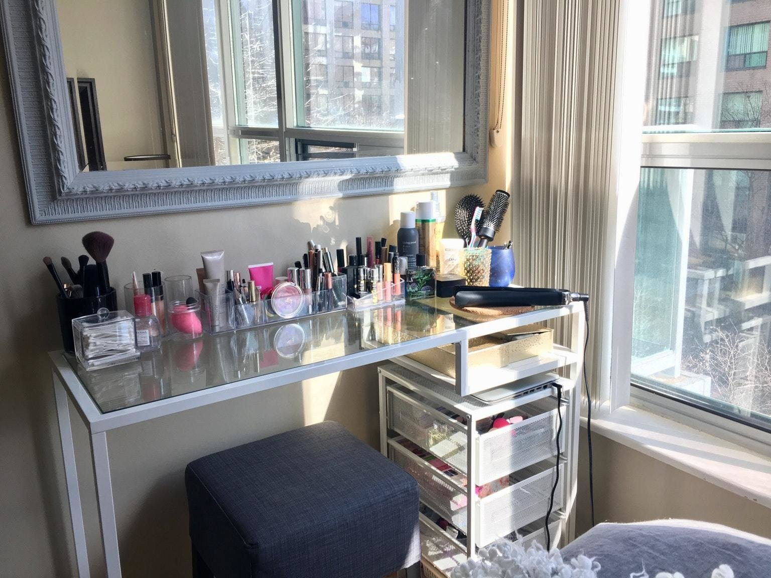 Những mẫu bàn trang điểm sẽ khiến bạn 'ngất xỉu' vì quá đẹp