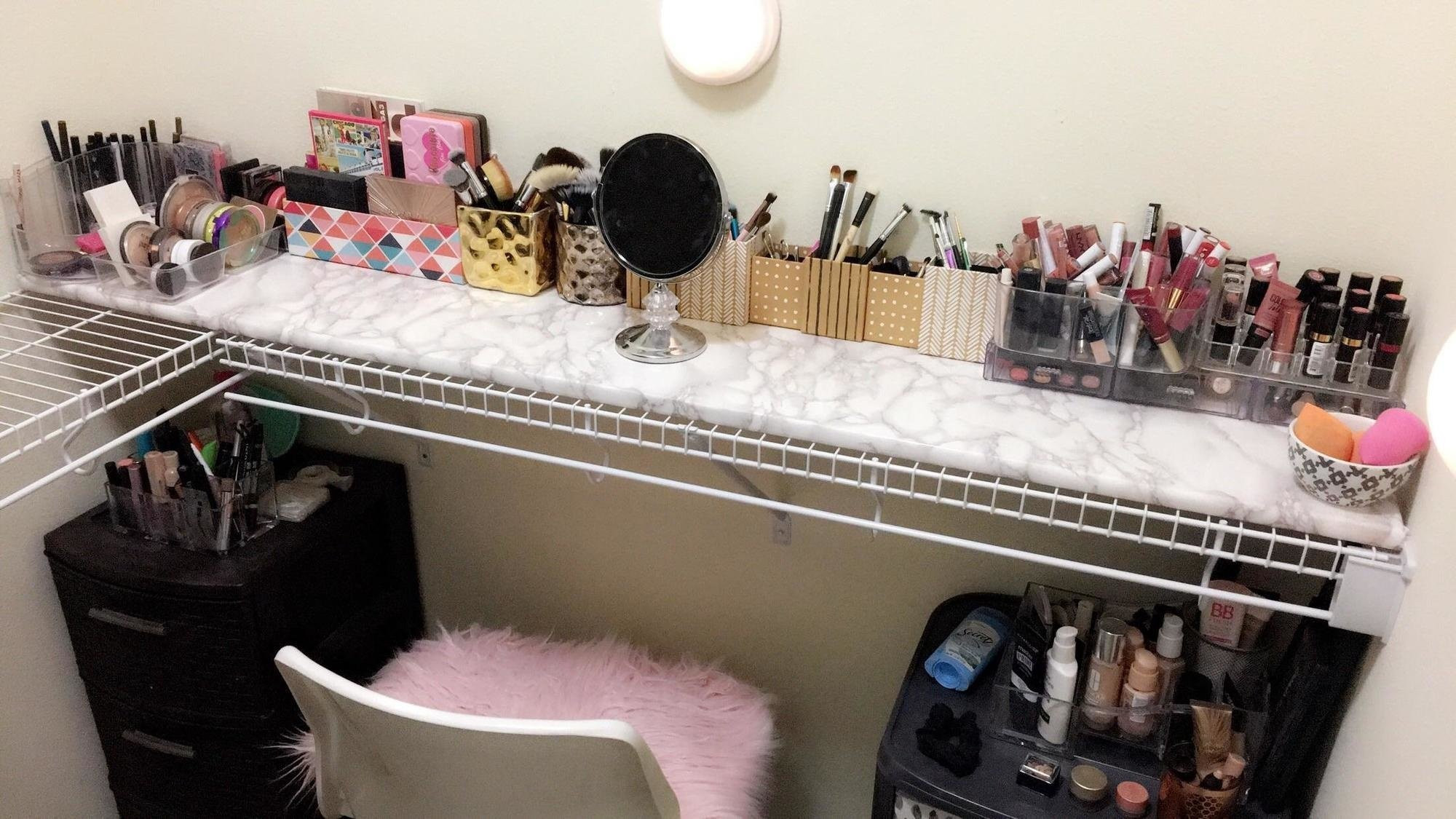 Những mẫu bàn trang điểm sẽ khiến bạn 'ngất xỉu' vì quá đẹp