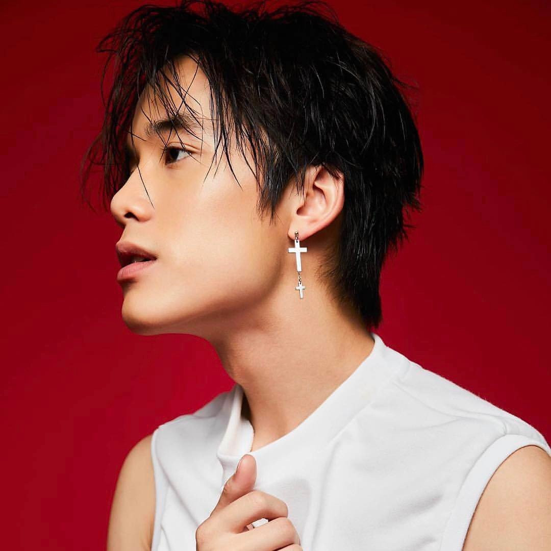 Bất ngờ với profile 'chất lừ' của dàn diễn viên 'Bad Genius' (Thiên tài bất hảo)