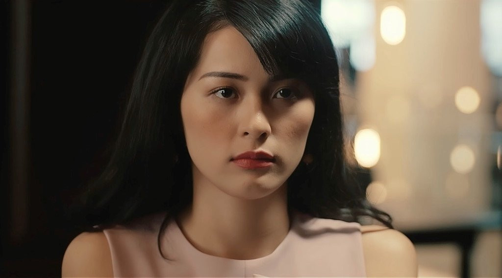 Vẻ đẹp 'không góc chết' của Hạ Vi thực chất là do phẫu thuật hay chỉ là mẹo trang điểm?