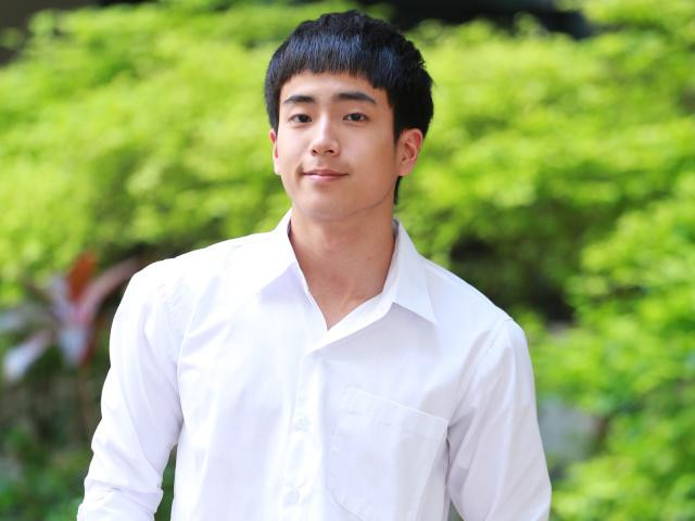 Bất ngờ với profile 'chất lừ' của dàn diễn viên 'Bad Genius' (Thiên tài bất hảo)