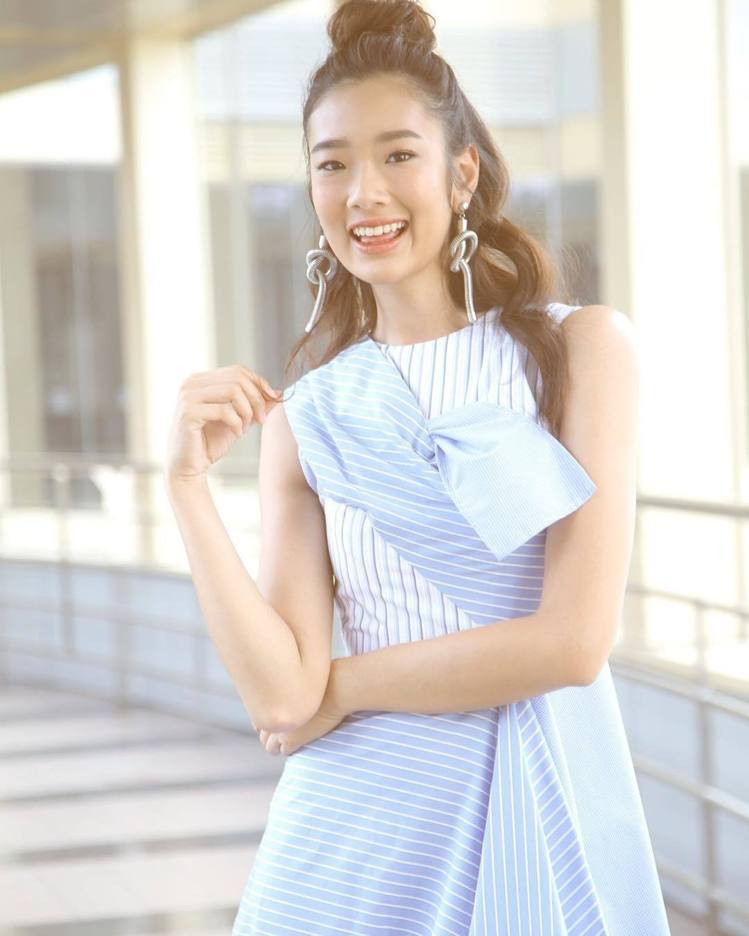 Bất ngờ với profile 'chất lừ' của dàn diễn viên 'Bad Genius' (Thiên tài bất hảo)