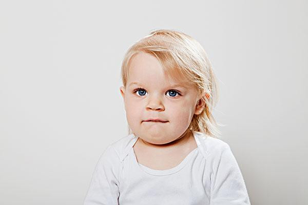 Bỏ ngay 9 thói quen tai hại khiến con càng lớn càng xấu