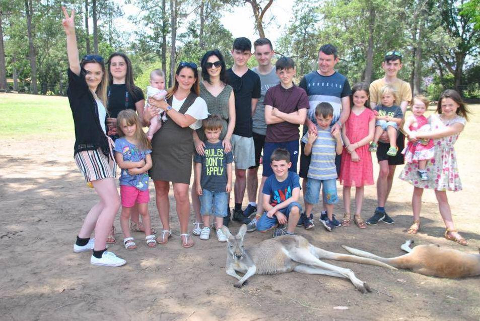 Cặp vợ chồng quyết định dừng sinh con sau khi sinh đứa thứ 20 vì... hết tên để đặt