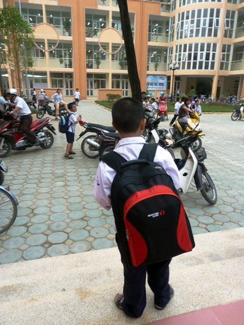 Bỏ ngay 9 thói quen tai hại khiến con càng lớn càng xấu