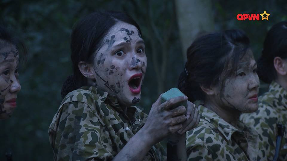 Cười ngất với loạt ảnh 'dìm hàng' sao nữ Việt khi tham gia truyền hình thực tế