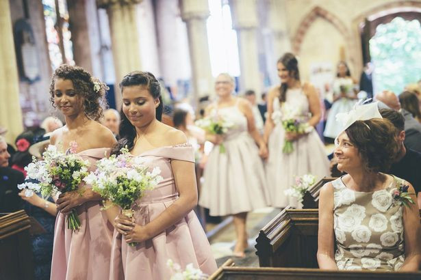 Xót xa người mẹ đột quỵ ngay trong lễ cưới của con gái rồi ra đi vĩnh viễn