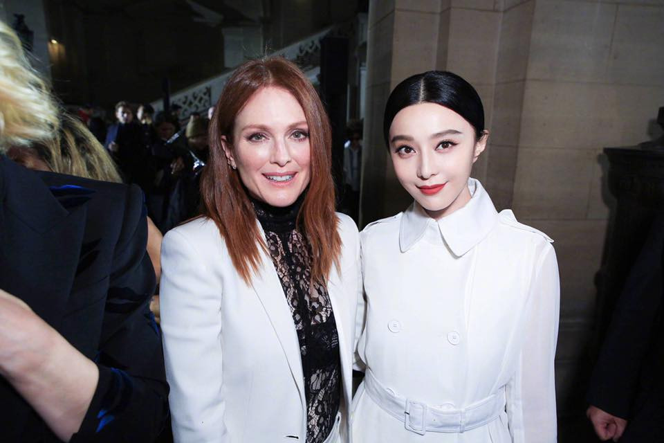 Phạm Băng Băng diện nguyên cây trắng nổi bật đến làm V.I.P tại Paris Fashion Week 2017