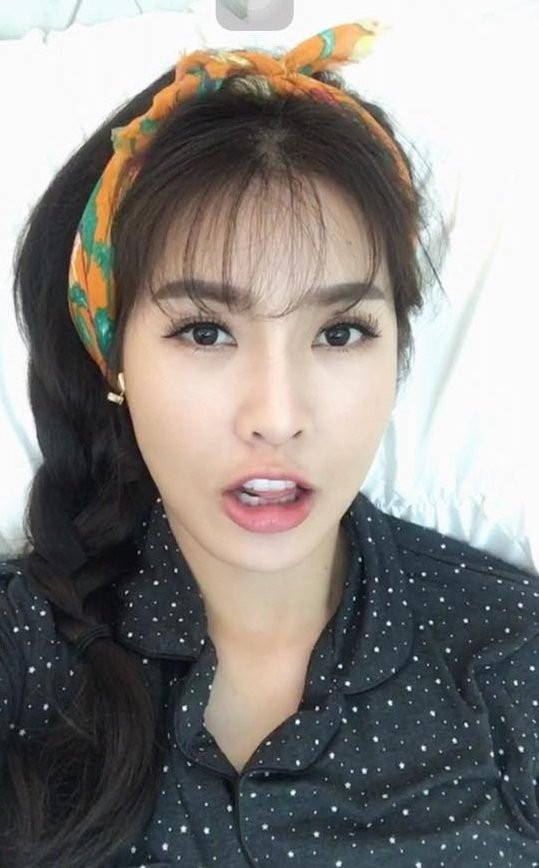 Mặt V-line hết thời, O-line 'lên ngôi'