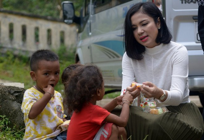 'Người đẹp Tây đô' Việt Trinh tâm sự tuổi 45: 'Tôi cần tri kỷ hơn một người bạn đời'