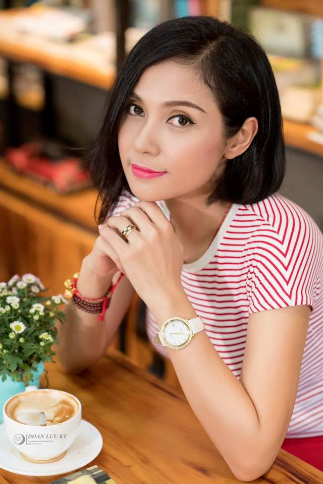 'Người đẹp Tây đô' Việt Trinh tâm sự tuổi 45: 'Tôi cần tri kỷ hơn một người bạn đời'