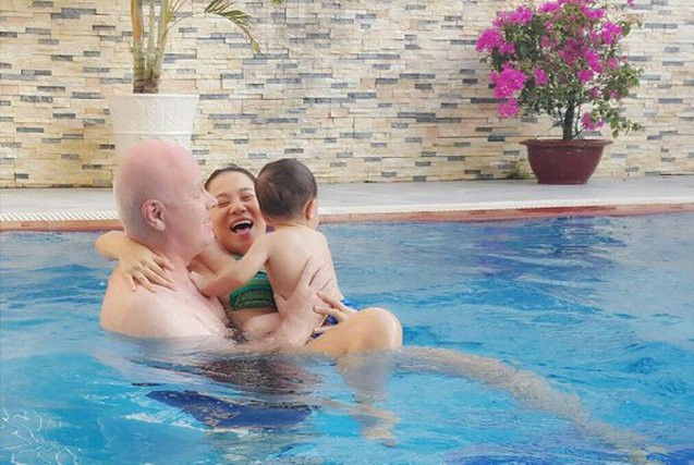 Cuộc sống viên mãn của sao Việt khi lấy được chồng đại gia, tài giỏi