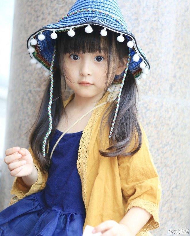 'So kè' nhan sắc của các mẫu nhí nổi tiếng từ nhiều quốc gia trên thế giới