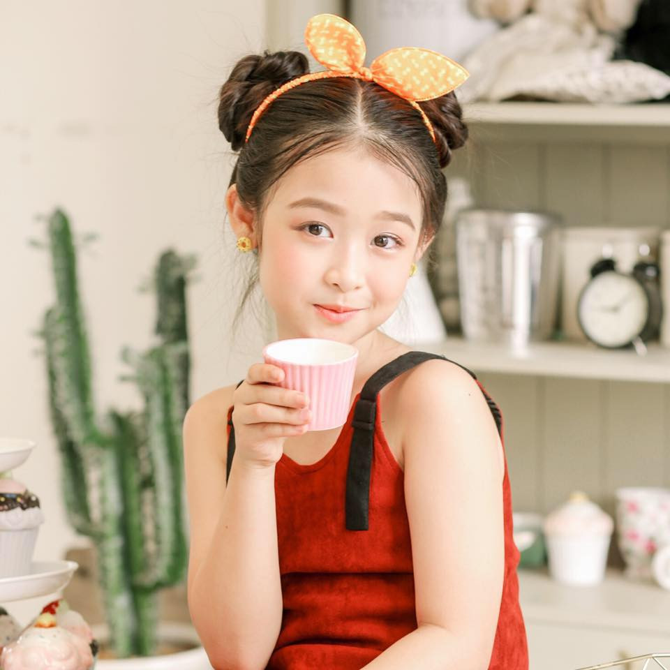 'So kè' nhan sắc của các mẫu nhí nổi tiếng từ nhiều quốc gia trên thế giới