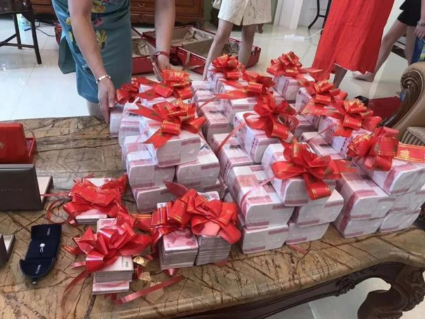 Trung Quốc: Con gái đi lấy chồng, nhà gái cho của hồi môn hơn... 18 tỷ