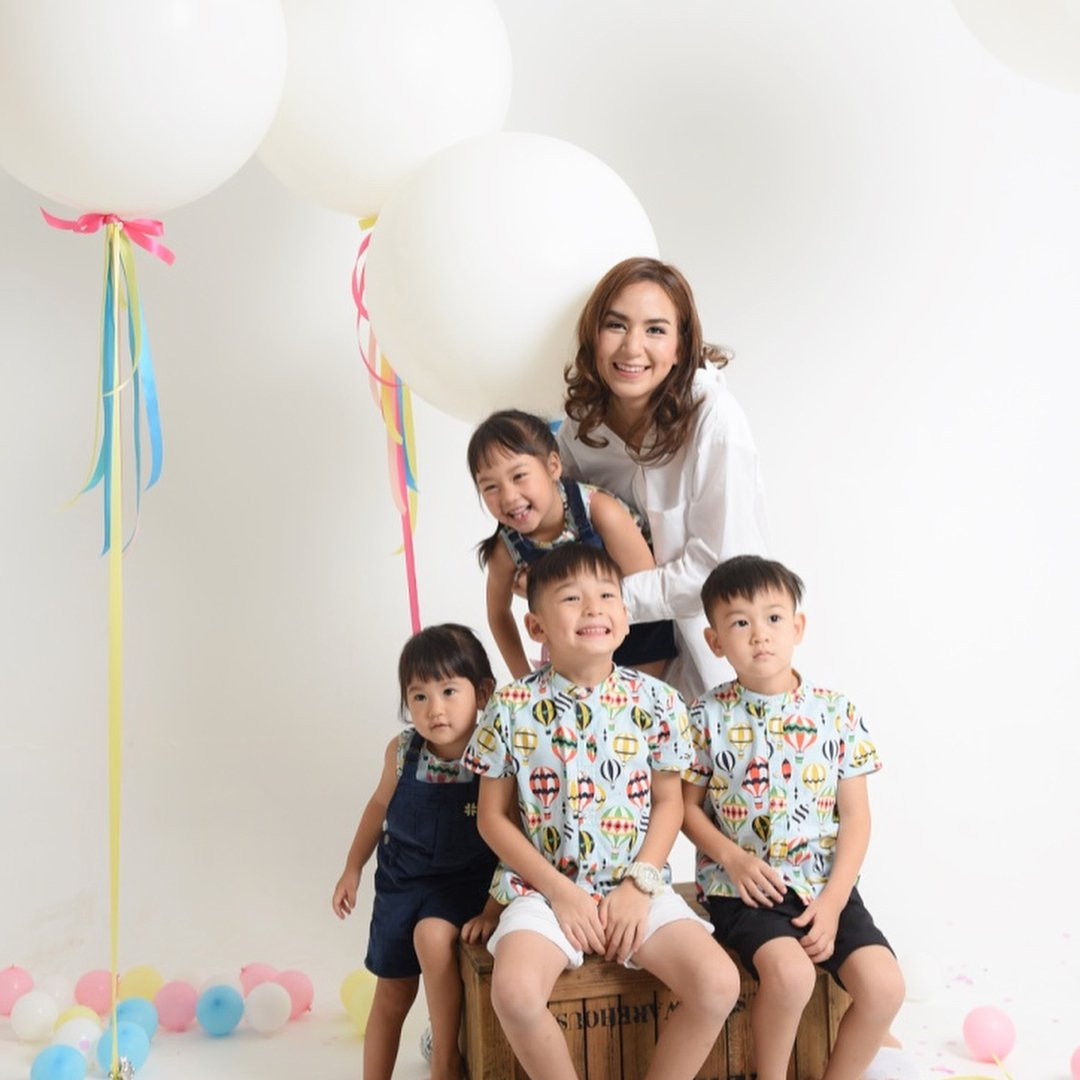 Những mẹ bỉm sữa nổi tiếng khắp châu Á vì quá xinh đẹp, gợi cảm và viên mãn