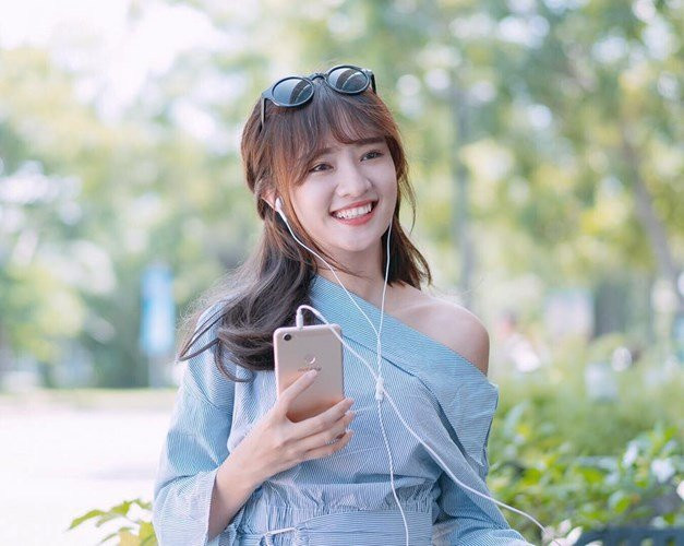 Những lý do khiến 'Em gái mưa' trở thành bản hit quốc dân trăm triệu lượt nghe chỉ sau 1 tháng