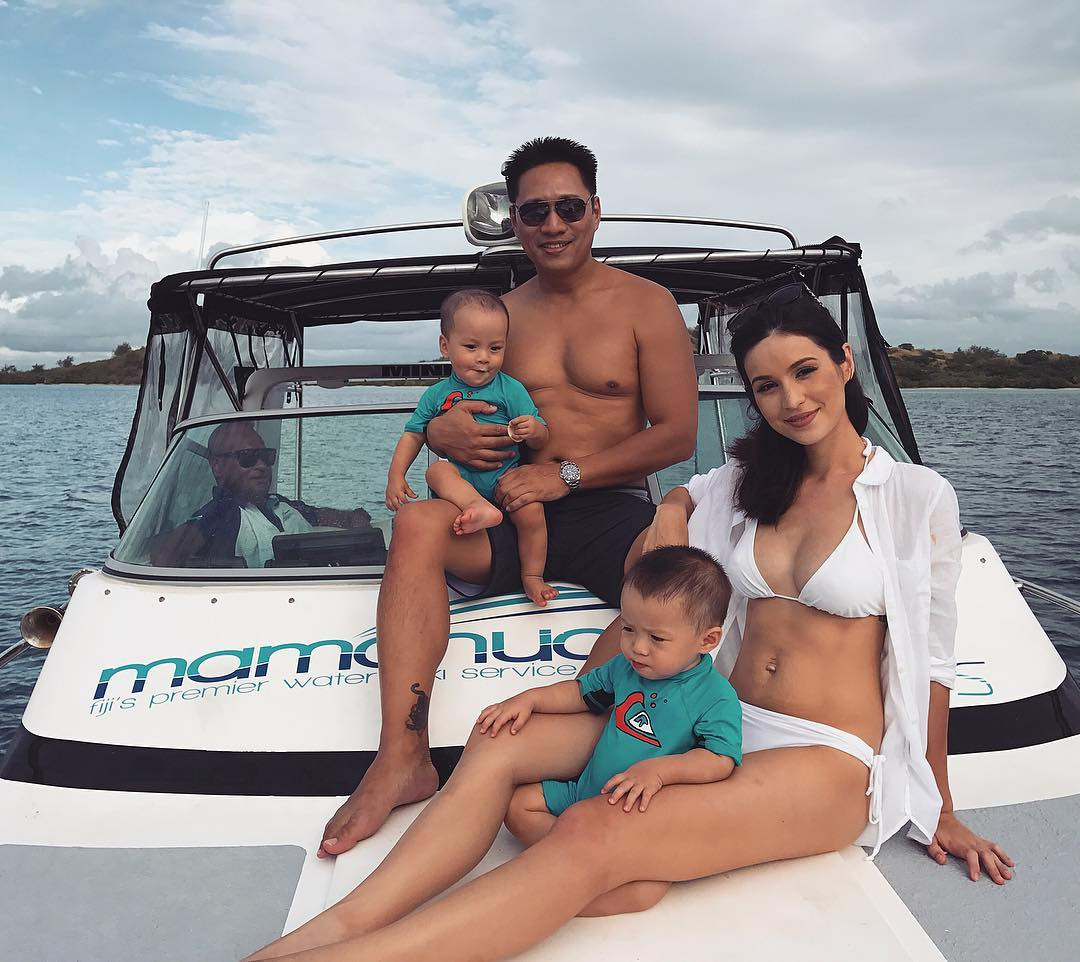 Những mẹ bỉm sữa nổi tiếng khắp châu Á vì quá xinh đẹp, gợi cảm và viên mãn