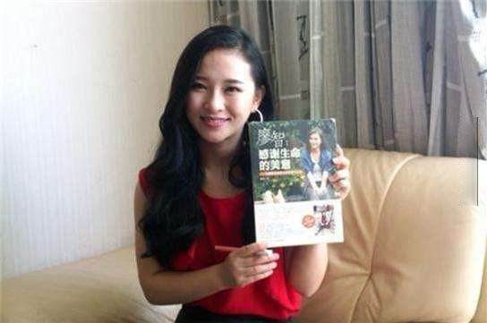 Cảm phục nghị lực phi thường của cô gái xinh đẹp cụt 2 chân, mất con, chồng bỏ đi