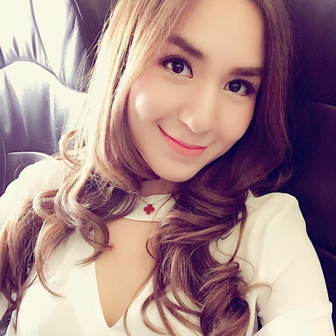 Những mẹ bỉm sữa nổi tiếng khắp châu Á vì quá xinh đẹp, gợi cảm và viên mãn