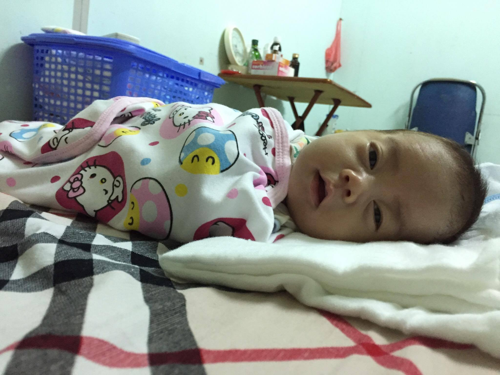 Rơi nước mắt với tâm sự của người mẹ sinh non tuần 32, con cấp cứu suốt 42 ngày trong viện