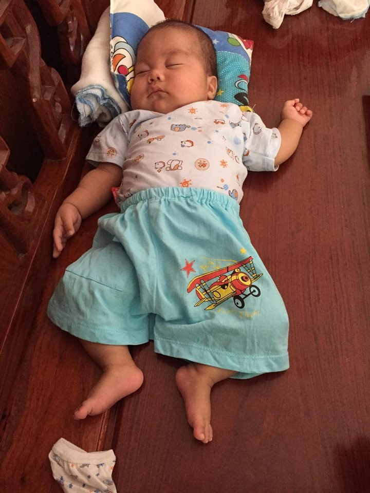 Rơi nước mắt với tâm sự của người mẹ sinh non tuần 32, con cấp cứu suốt 42 ngày trong viện