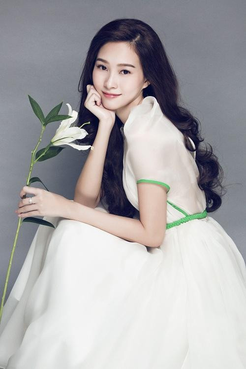 Đặng Thu Thảo: Từ cô bé Lọ Lem trở thành cô dâu được ngưỡng mộ nhất 2017