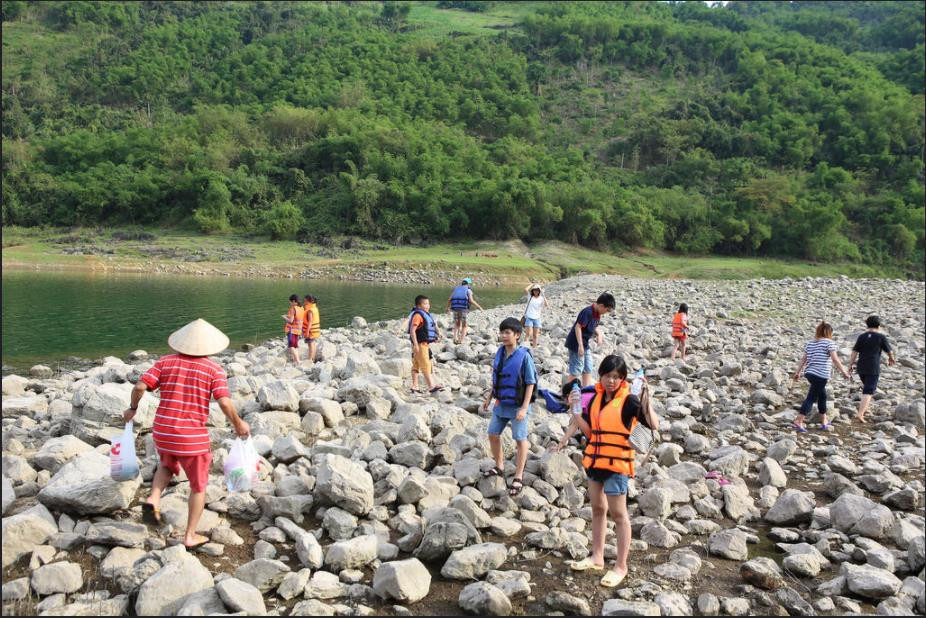 Dắt túi kinh nghiệm du lịch miền núi rừng hoang sơ Đà Bắc 2 ngày 1 đêm