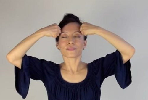 Ở tuổi 43, cô giáo người Nhật trẻ đẹp hơn khi 30 tuổi nhờ phương pháp làm đẹp rẻ tiền