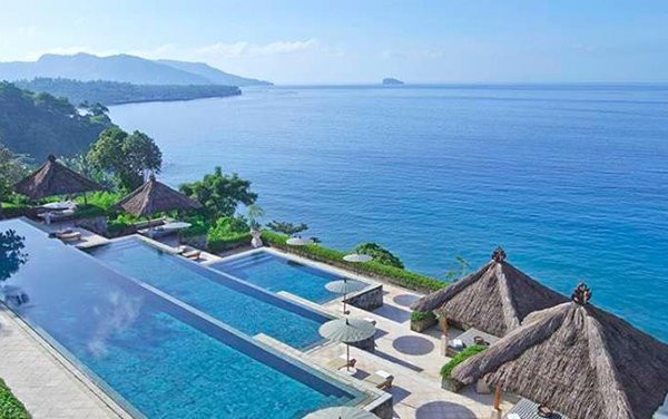 8 hòn đảo đẹp vi diệu khiến ai cũng phải ước ao được đặt chân đến một lần trong đời