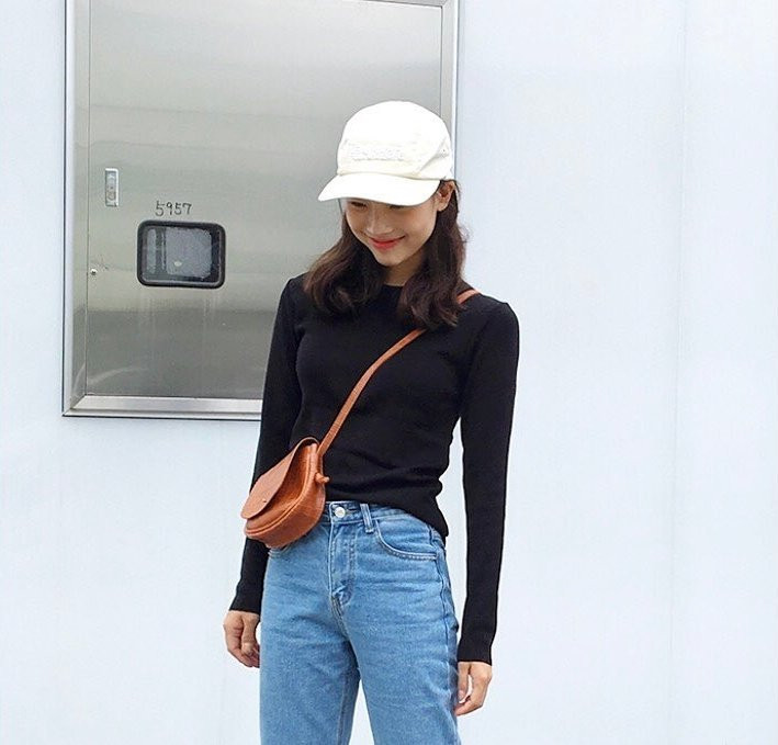 Xu hướng thời trang mùa thu: Áo dệt kim lên ngôi