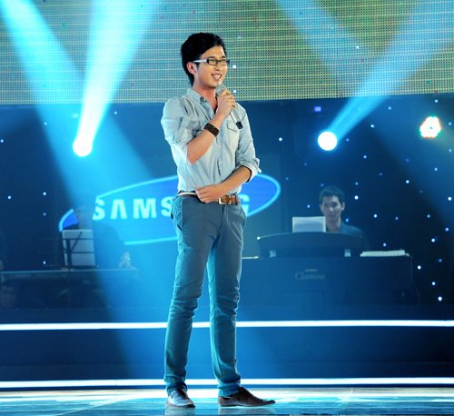 Sau hàng loạt sự cố 'vạ miệng', Hương Tràm tuyên bố... nghỉ chơi với báo chí