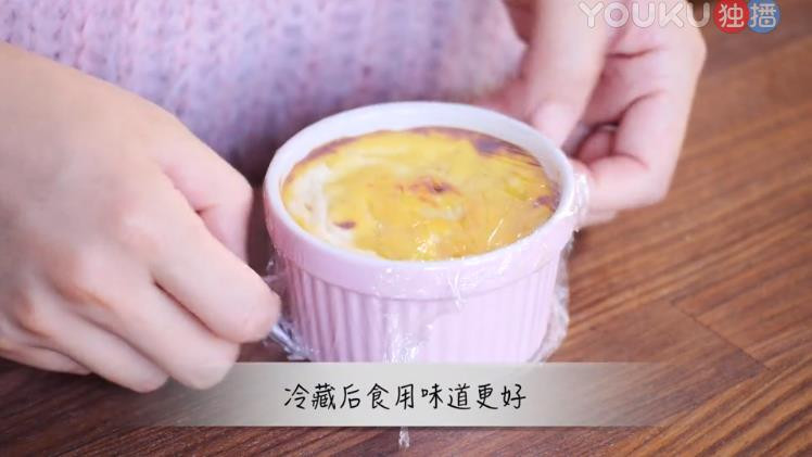Tự làm bánh pudding trứng nướng khiến bé lười ăn nhất cũng mê mẩn